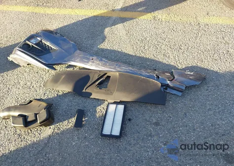 2018 Honda Odyssey Lx z USA, uszkodzony, nr VIN 5FNRL6H29JB101502